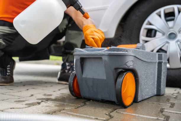 Best Portable restroom trailer rental  in Des Plaines, IL